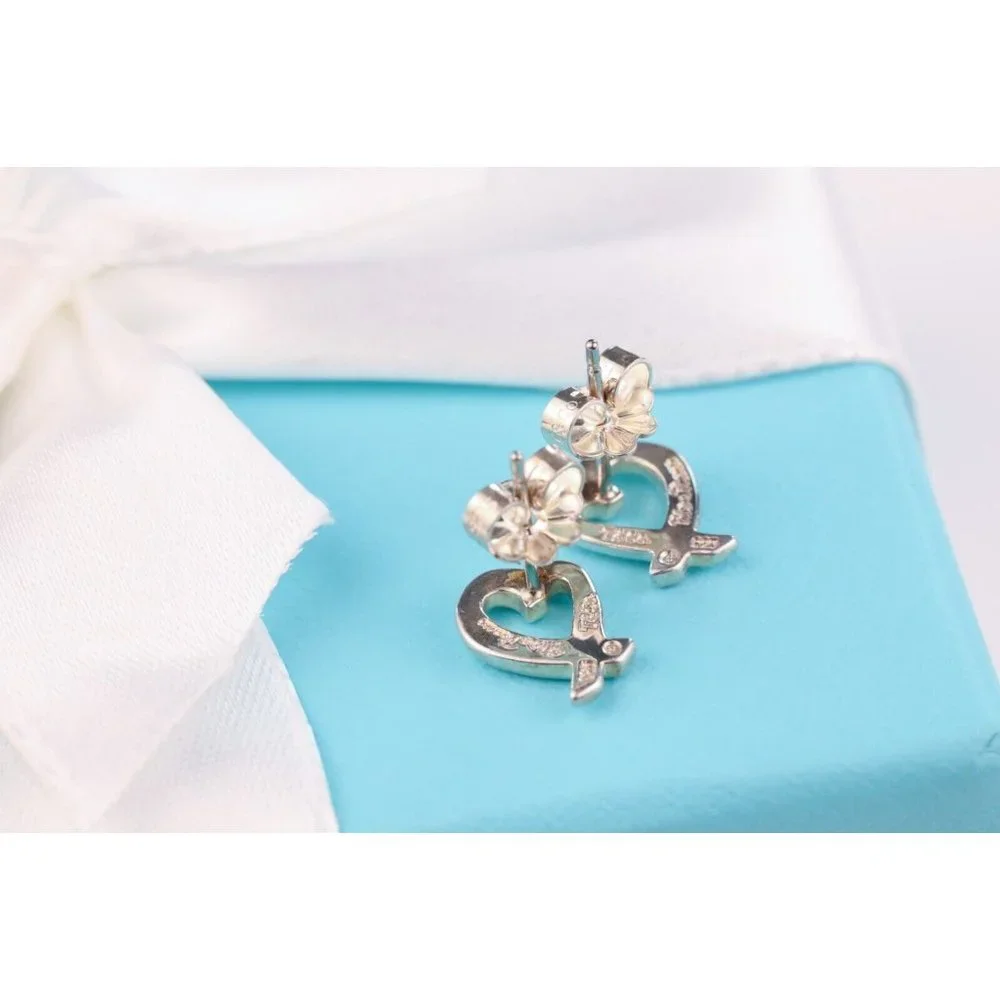 Tiffany & Co. Paloma Picasso Loving Heart Stud Earrings in Sterling Silver 10mm - Picture 3 of 8
